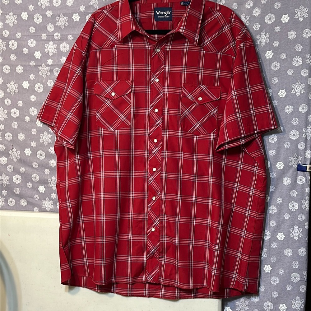 Wrangler western style shirt with pearl button